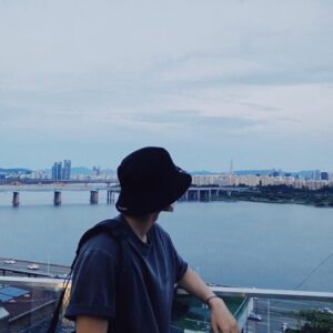 Ong Seong-wu Instagram - 😊