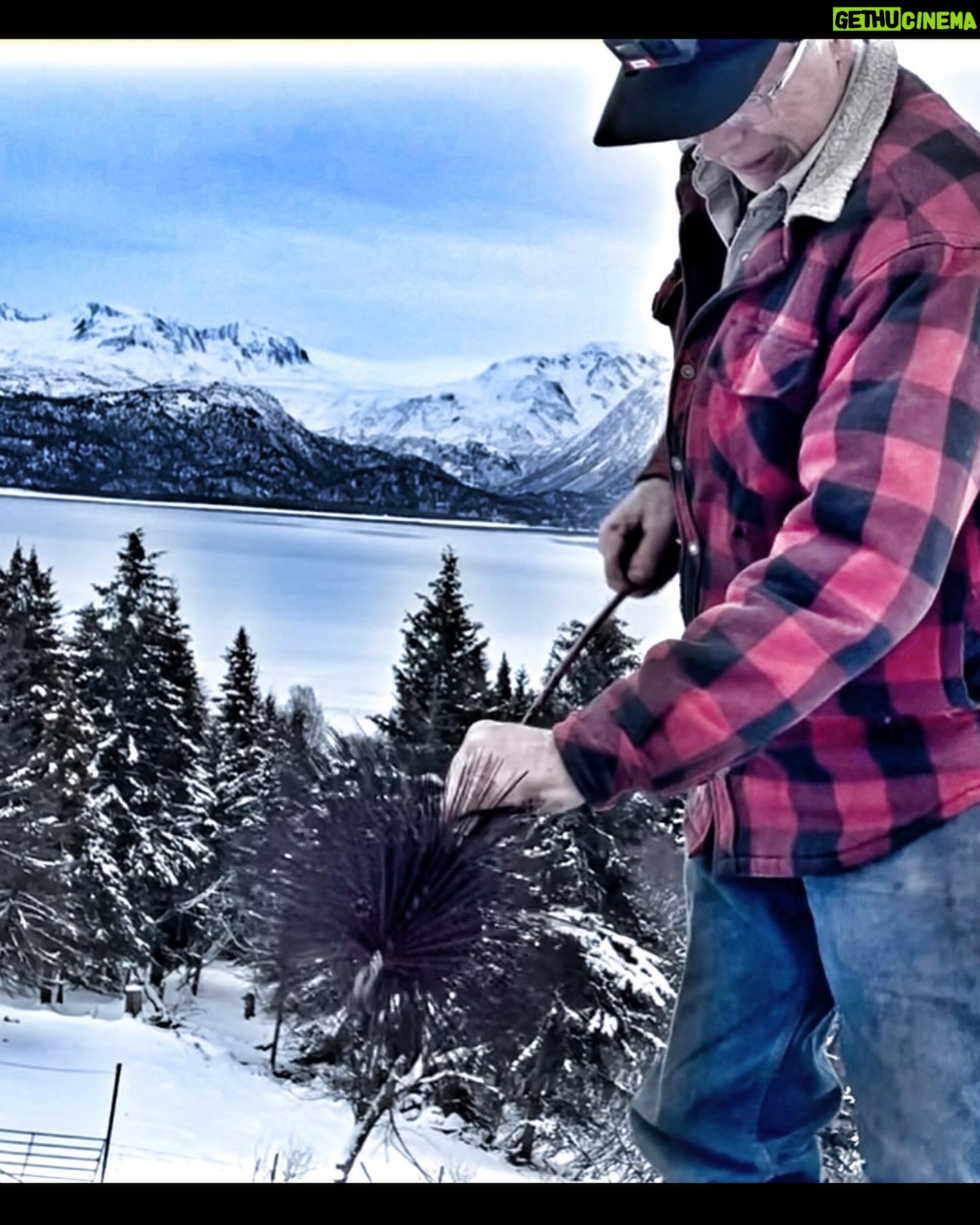 Otto Kilcher - 2.8K Likes - Doin’ a little more chimney maintenance. Tune in for the full video up later this month on the YouTube! youtube.com/@otto_kilcher
#kilcherhomestead #chimneysweep