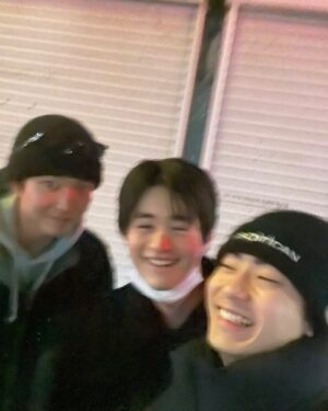Ouji Suzuka Instagram - 今年も有難うございました！

来年も楽しく🙋‍♂️
宜しくお願い致します！

良いお年を！

#メンノン 
#樋之津琳太郎　次は集まろうね