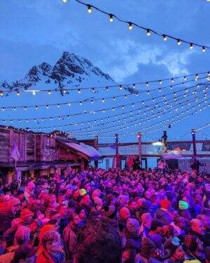 PL Cloutier Instagram - Souvenirs de la @europeansnowpride à @tignesofficiel ! 

Du ski exceptionnel, des rencontres inoubliables, et des partys dont il me manque des bouts !

🏳️‍🌈⛷️🇫🇷

#invitation