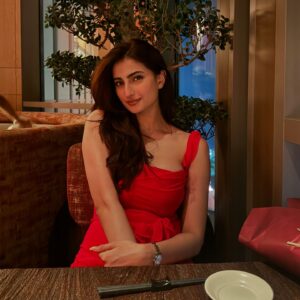 Palak Tiwari Instagram - 🌹