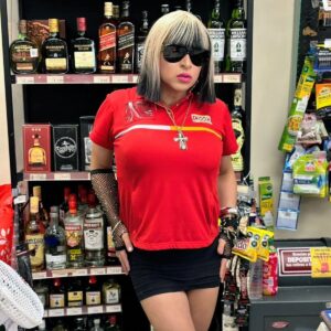 Pamela Chup Instagram - Hola!!!!!
Ya vine 🤓

Deseo que todo fluya bonito en su vida, y si no, encuentre la manera de hacerlo, maravilloso inicio!!!

Café y pan, ahora si tenemos pan!!! venga.