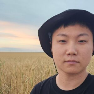 Pani Bottle Instagram - 토네이도 추격할때 몇 장
잠을 못자서 피곤했습니다