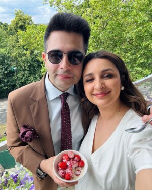 Parineeti Chopra Instagram - Wimbledon finals, strawberries & cream, and my love … the best weekend! 🥰 

Congratulations @carlitosalcarazz!