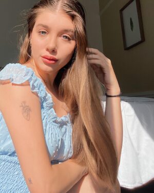 Paris Smith Instagram - 💤💙🦋🅿️🔹🌀wear my heart on my sleeve
