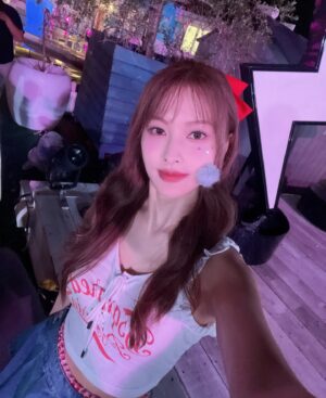 Park Gyu-ri Instagram - 간만의 비부돌 소환 ㅋㅋㅋㅋ🫧💦🤭　

#CDTVライブライブ