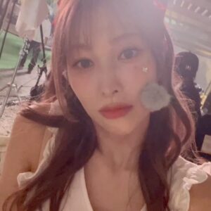 Park Gyu-ri Instagram - 간만의 비부돌 소환 ㅋㅋㅋㅋ🫧💦🤭　

#CDTVライブライブ