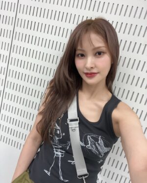 Park Gyu-ri Instagram - Mステ🦋