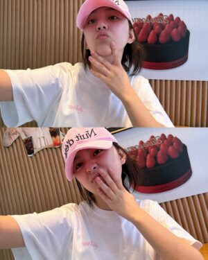 Park Ji-hu Instagram - 더워도 H(u)appy 🌬️🩵