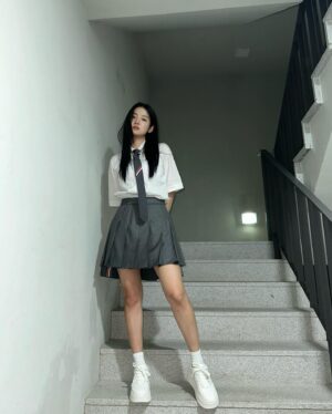 Park Ju-hyun Instagram - #챌린지시키신분 보고💕 #완벽한가족 보기 💕

링크주소는 프 로 필 🔥
https://youtu.be/MIPPLxarbXU?si=8Tt1nR-TOynuUDD-