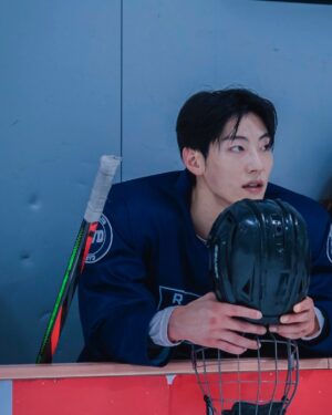 Park Young-woon Instagram - #🏒