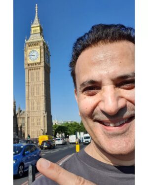 Parmeet Sethi Instagram - Chhota bhai went to meet 'Big Ben' on Raksha Bandhan 😁 #rakshabandhan # bigben