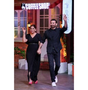 Parmeet Sethi Instagram - Always dancing to her tunes 🕺🏻 @archanapuransingh