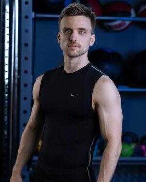 Parry Glasspool Instagram - Some more shots from the master @dancollinsphoto 

Love it when we get to collaborate! 🙌🏼💪🏽📸 Hopefully, plenty more to come! 

Speaking of collaboration, I'm currently taking online clients - so hit me up in the dm's if you're serious about wanting to change for the better! 

Whether it's in the gym or through home workouts, we can get you to where you wanna be! 👊🏼 

See you on the other side!

Thanks to @toe2toefitness for letting us use their awesome space 👊🏼

#persontrainer #shoot #onlinetraining