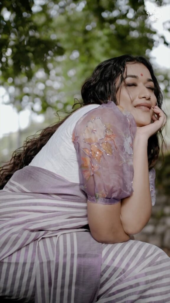 Actress Parvathy R Krishna HD Instagram Photos and Wallpapers August ...