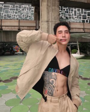 Pataradanai Setsuwan Instagram - J U N E. 

#mycalvins #CalvinKleinTH