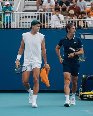 Patrick Mouratoglou Instagram - Holger and I have decided to part ways. This decision was reached mutually, as we believe Holger would benefit from a different approach in his setup right now . 

He is an exceptional player with immense potential and a strong character. It has been a privilege to work with him, and I have no doubt that he will continue to achieve great success in his career. I will remain his biggest supporter.

The Mouratoglou team remains fully operational and committed to help him grow.

Wishing Holger all the best in his future endeavors.

#tennis #holgerrune