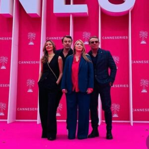 Patrick Puydebat Instagram - Super cérémonie ! J’ai plus jambes ! 😂 @canneseries 🙏🏼😍