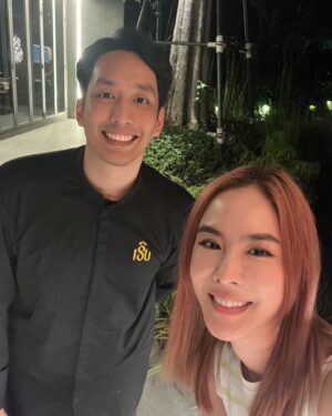 Pattarasaya Kreursuwansiri Instagram - คุณแม่ชอบมากค่า😍😋 อาหารอร่อยทุกอย่างเลย บรรยากาศดี จำเริญใจมากค่าา ไว้มาทานอีกนะค้า @rern.bangkok