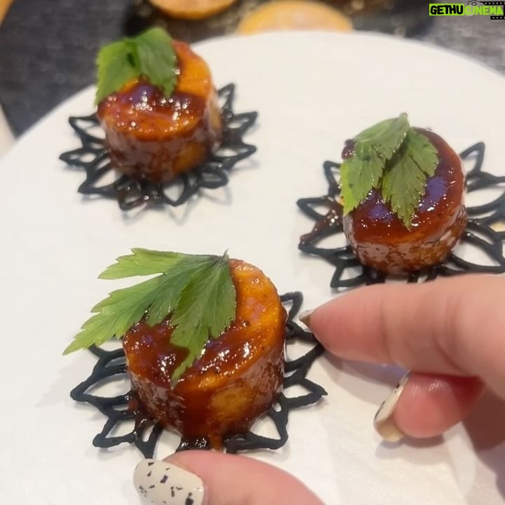 Pattarasaya Kreursuwansiri - 3 Likes - คุณแม่ชอบมากค่า😍😋 อาหารอร่อยทุกอย่างเลย บรรยากาศดี จำเริญใจมากค่าา ไว้มาทานอีกนะค้า @rern.bangkok