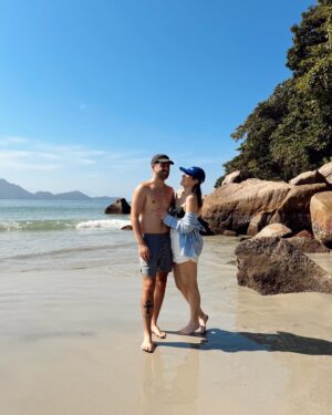 Paty Leda Instagram - só gente linda na prainha 🏖️🌊🐠🤿🏄‍♀️🪸🦐