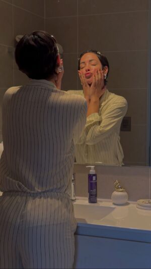 Paula Bolatti Instagram - Descubre el nuevo secreto Anti-manchas de @larocheposay #MelaB3 💜 #RevoluciónQueCambiaVidas #LaRochePosay #publicidad