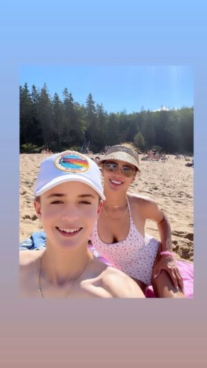 Paula Patton Instagram - Summertime Vibes with my favorite guy!! ☀️🌈❤️
