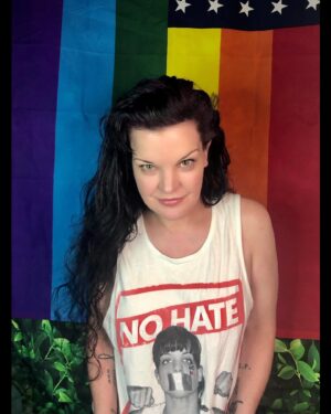 Pauley Perrette Instagram - New #NOH8 photo for new @noh8campaign project!!!

Going through hundreds of NOH8 pics over the years and all the stuff me and @adambouska and @jeffparshley have done together.
Love you boys so much!
