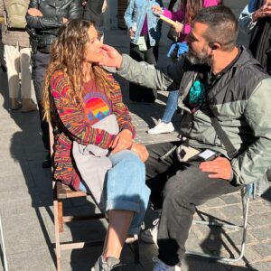 Paulina Goto Instagram - Ya casí estrenamos #GuerraDeSuegras y les quiero compartir un dump de algunos momentos durante el rodaje que fue divertidísimo.. ❤️🎞️✨
No se la pierdan este 2 de agosto en cines.