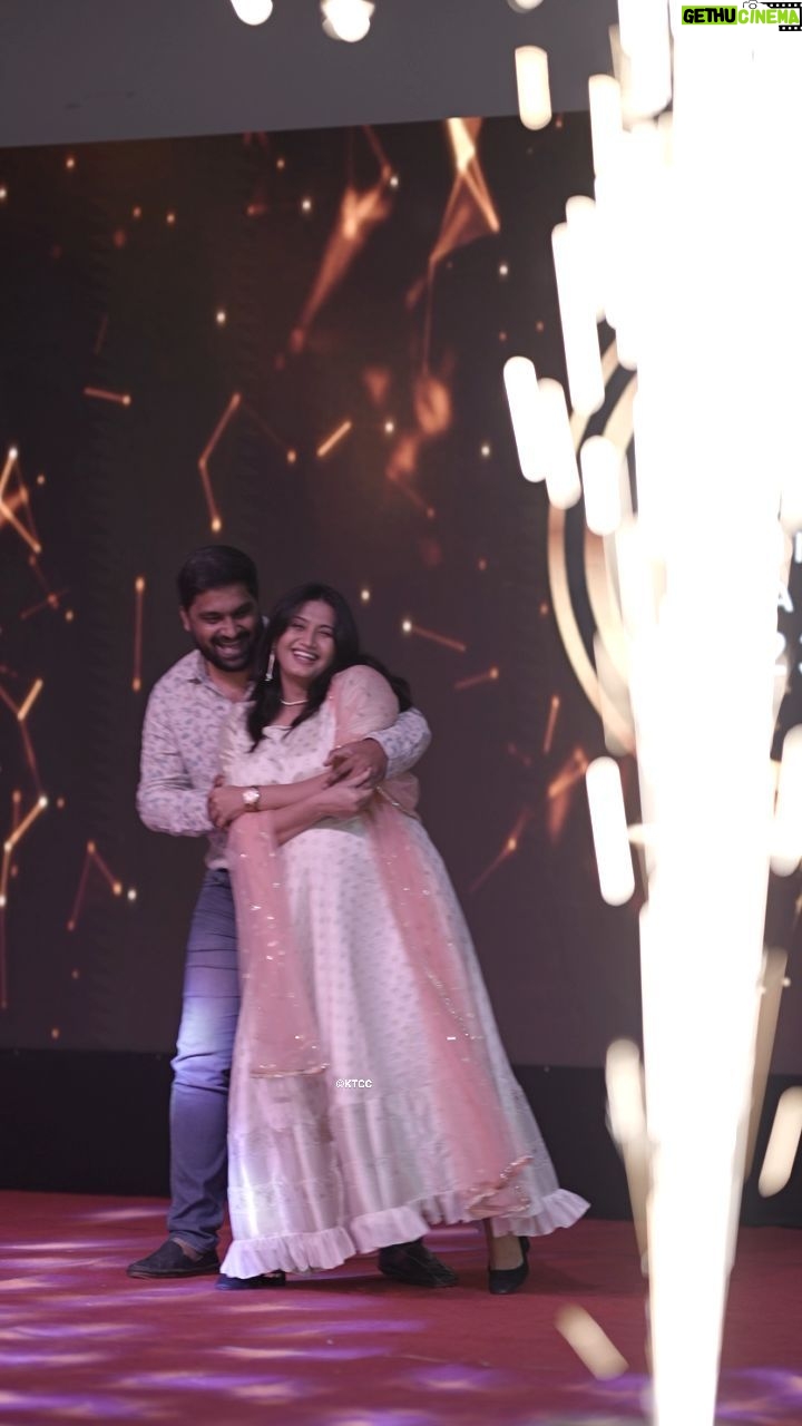 Pavan Wadeyar - 1.9K Likes - Setting the Stage on Fire and in Love! 💃♥️🔥 Watch @pavanwadeyar and his wife @apekshapurohit take their graceful moves to the Karnataka Business Awards 2023 #karnatakabusinessawards #powercouple #dancingwithlove