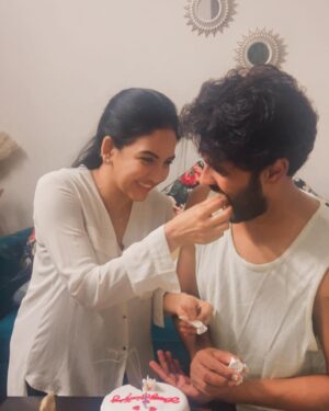 Pavani Reddy Instagram - Of all the things I do, spending time with you is my favourite😘😘 love you sooooo much 😘😘😘