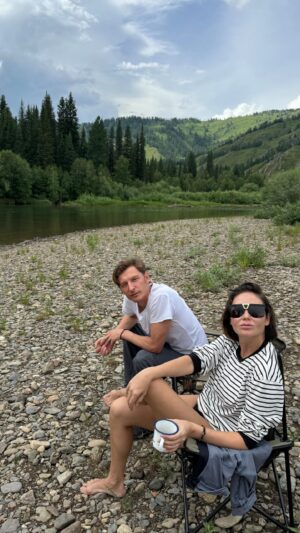 Pavel Volya Instagram - Выбрались всей семьей в дикую природу на Алтай. Река Усть-Кокса, Красная гора.  Невероятные красоты!

Будем все показывать. А пока делимся своими 60 секундами счастья в гостеприимном лагере @mamontcamp.
Миллион впечатлений! 

Erid: 2SDnjcpnR8v / Erid: 2SDnjefXBwp
Реклама. ИП Семенов В.И. ИНН: 782513932436