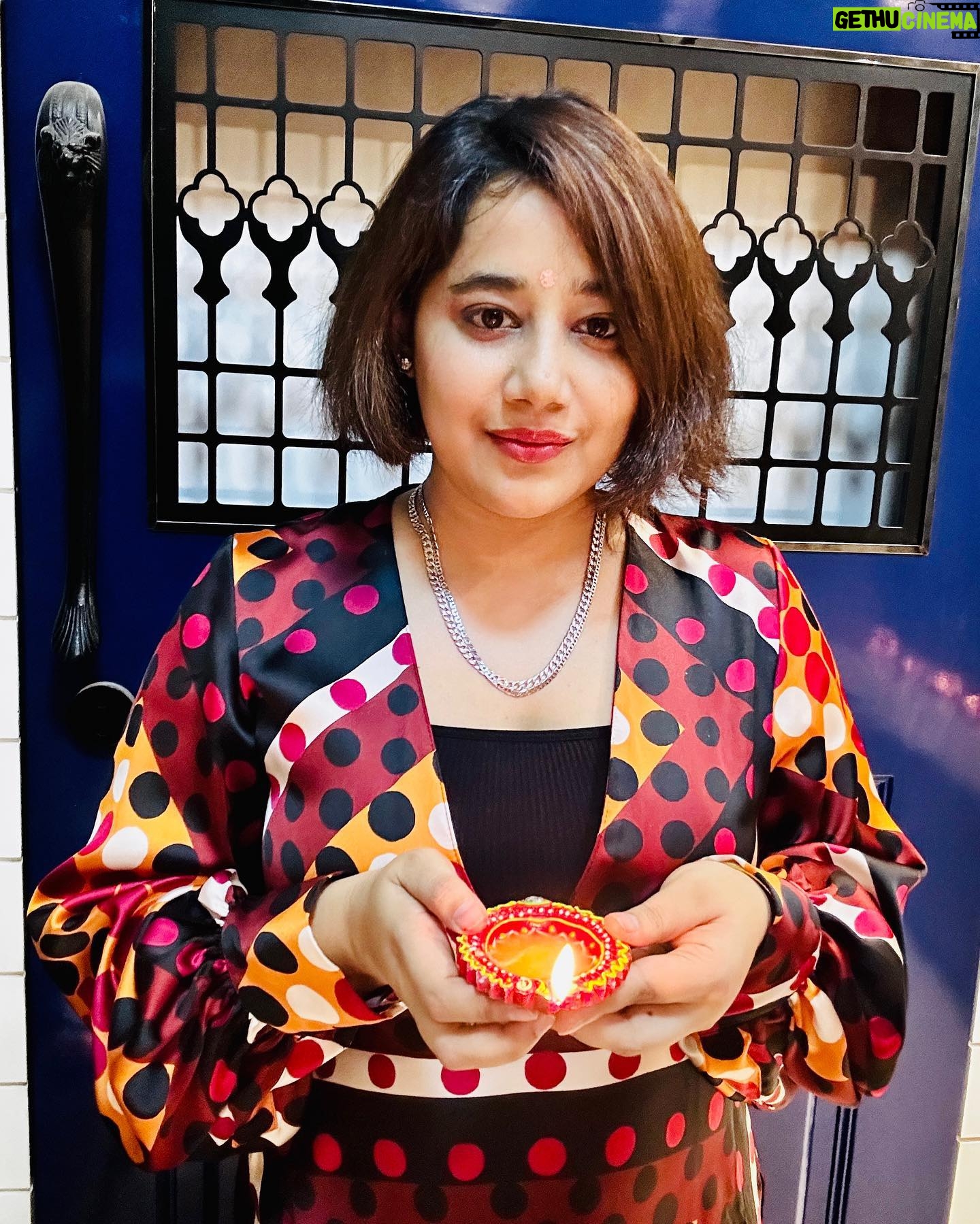 Payal Dev - 20.8K Likes - Happy Diwali Everyone 🪔🕯️
May God Bless You All 🙏🏻