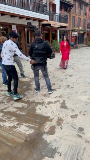 Payal Dev Instagram - BTS of #kuchbaatein in Bandipur 

@tseries.official 

#reels #reelsinstagram #bts #reelitfeelit #singer #composer #payaldev #payaldevofficial