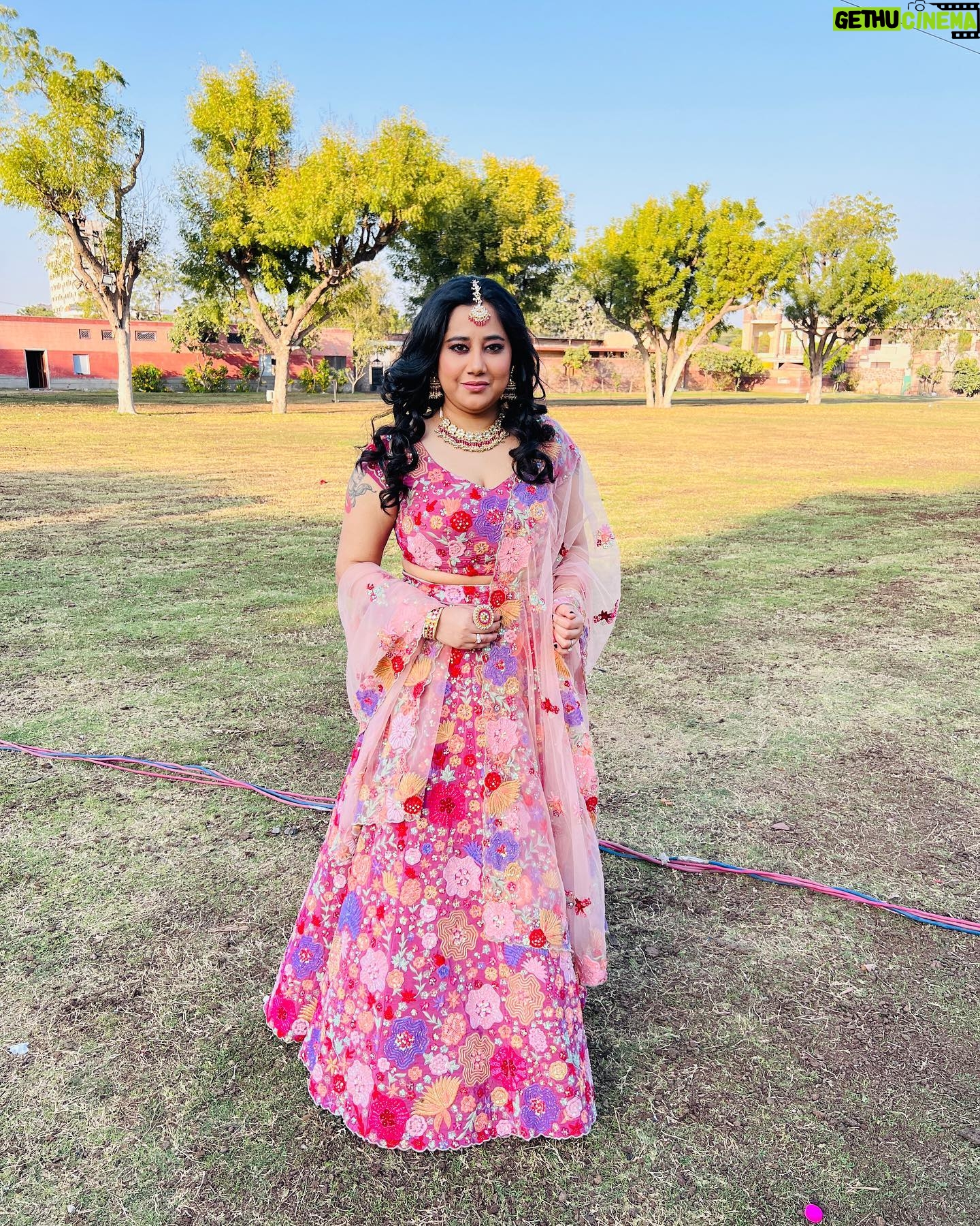 Payal Dev - 21.1K Likes - #pyaarhai ❤️
Makeup - @sahil.shaikh.16
Hairs - @vijaylimbachiya28
Styled by:- @styledbysujata
Outfit by:- @rajgharana.rg
Jewellery by:- @ashnee_jewels