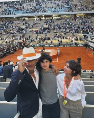 Paz Vega Instagram - Paris, luz y mucho amor ❤️