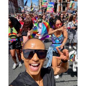 Pearl Mackie Instagram - HAPPY PRIDE EVERYONE!! 🏳️‍🌈🏳️‍⚧️🏳️‍🌈🏳️‍⚧️🏳️‍🌈🏳️‍⚧️🏳️‍🌈🏳️‍⚧️

Eternally proud to march in the @prideldn parade with @divamagazine celebrating 30 years of their amazing publication, eternally proud to be on the @guardian Pride Power list 2024 - thank you @diversityriley! Proud of my amazing WIFE and proud of our dynamic, resilient and incredible community! Thank you @sambasisterscollective for bringing the vibessssssss! 

#transyouthareloved #protecttranskids #loveislove #pride #happy #queer #proud