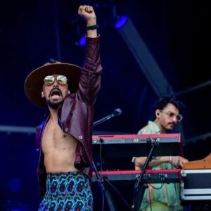 Pedro Tatanka Instagram - Querido 2022 ,
Começaste torto , foste sendo cancelado, mais parecia que ias ser como os 2 que te antecederam mas, Felizmente, arrebitaste , trouxeste-me novos desafios, muitos concertos , novas músicas, novos amigos e acima de tudo muito amor ... 
Hoje celebro o teu final como se o início tivesse sido há  10 000 anos ...

2023 Let's  go 
We're ready

Saravá  meus irmãos 
Much love T