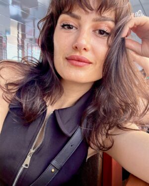 Pelin Orhuner Instagram - Biz’de filtre yok be kardeşim! 🩰⚡️#nocap