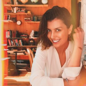 Pelin Orhuner Instagram - Zamanın birinde.🏃‍♀️‍➡️🪐