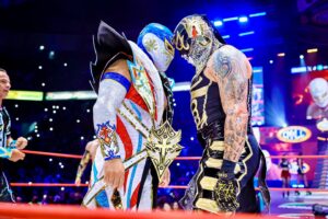 Pentagón Jr. Instagram - ¡El Death Triangle se presentó en la Arena México representando a #AEW! Los Lucha Brothers y PAC fueron descalificados ante Místico, Volador Jr. y Máscara Dorada, el Dream Team del #CMLL. 
📸 @elfotografodelasluchas 

#LuchaLibre #LuchaLibreMexicana #Luchador #Wrestling #MexicanWrestling #follow #ViernesEspectacularCMLL