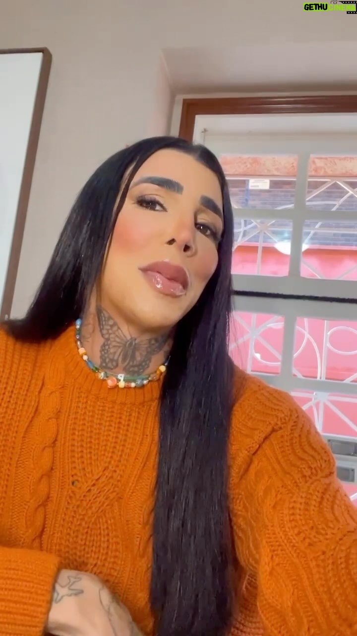 Pepita - 3.2K Likes - Eu tenho uma mensagem pra você: nunca desista de si mesmo e dos seus sonhos! Tem uma semana maravilhosa começando, e você é capaz de realizar tudo aquilo que deseja. Eu estarei sempre torcendo por você! Um beijo e um cheiro 🧡