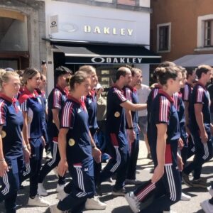 Perrine Laffont Instagram - Joyeux 14 Juillet 🇫🇷🔥
@equipe_france_militaire_de_ski