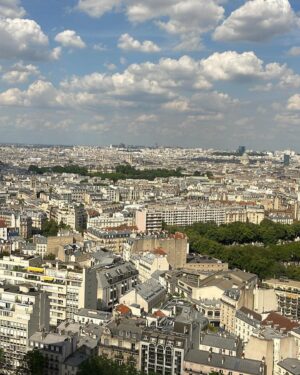 Perrine Laffont Instagram - Week-end Parisien 💆🏻‍♀️