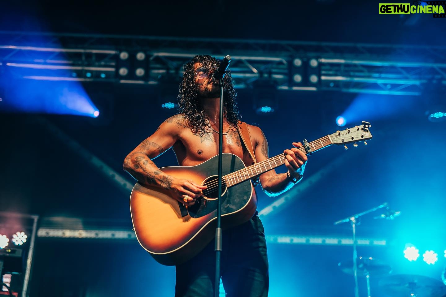 Pete Parkkonen - 3 Likes - 🖤VIIKON PÄÄSTÄ JATKUU KEIKAT 🖤
29.9. @piazzatahko OCTOBERFEST
30.9. @hotellialavus
✨LIPPU LINKKI BIOSSA✨
📸 @nikisoukkio