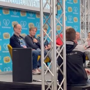 Peter Flechtner Instagram - @germanfilmcomiccon Teil 2 . Es war wieder mal etwas ganz besonderes ❤️ #peterflechtner #svenplate #reinerschöne #giulianajakobeit #hubertusvonlerchenfeld #philippmoog #dougjones #williamfichtner #torstensträter #synchronsprecher #synchronschauspieler