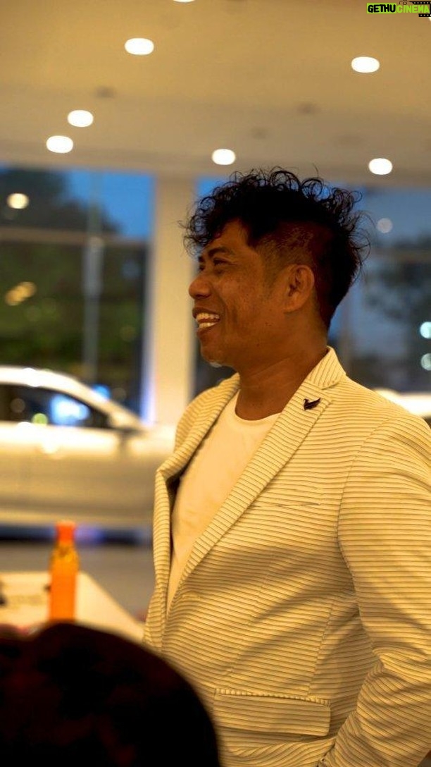Peter Hein - 16.9K Likes - Drive the world with a touch of class.
Congratulations to Mr. Peter Hein and family on their all-new BMW 7 Series. Welcome to the world of Sheer Driving Pleasure.
#ThisIsForwardism #TheNew7 #BMWKUNExclusive
