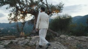 Peter Jöback Instagram - 3 DAY COUNTDOWN
My album Atlas - out on April 12th!

Label: Sinclair Entertainment/ @the_orchard_ 
Art Direction & Photography: @alexandercollin 
DOP: @aarondormer 
Styling by @monttim 
Hair & makeup by @tonytarkort 
Venue: Spirit of the Nomad @mats_wahlstrom 
Coordination: @la_paloma_event