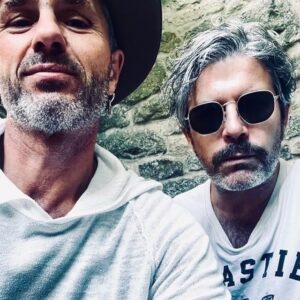 Peter Jöback Instagram - Ed Harcourt is coming to Sweden!

We have a special surprise guest for you all, Ed is joining me during my april tour to celebrate the release of my new album ”Atlas”. I wrote this album together with Ed and Kathryn Williams, and I am thrilled to be having him on stage with me during all three concerts! You’ve seen him in the interview videos and on my socials, but make sure to get a ticket so you get to see us perform live together.

Ticket link in my bio!