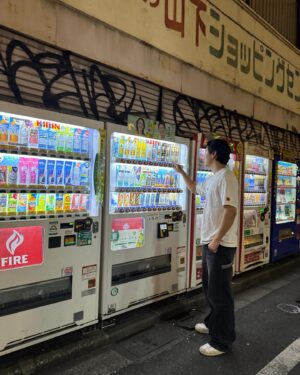 Peter Thurnwald Instagram - goin with the Tokyflow